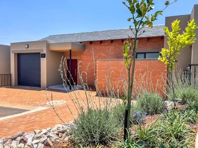 Townhouse For Rent in Retire at Midstream, Centurion