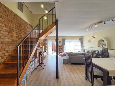 Townhouse For Sale in Eldoraigne, Centurion