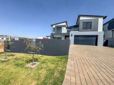 House For Sale in Fountainbrook Estate, Midrand