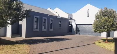 House For Rent in Midstream Meadows, Centurion