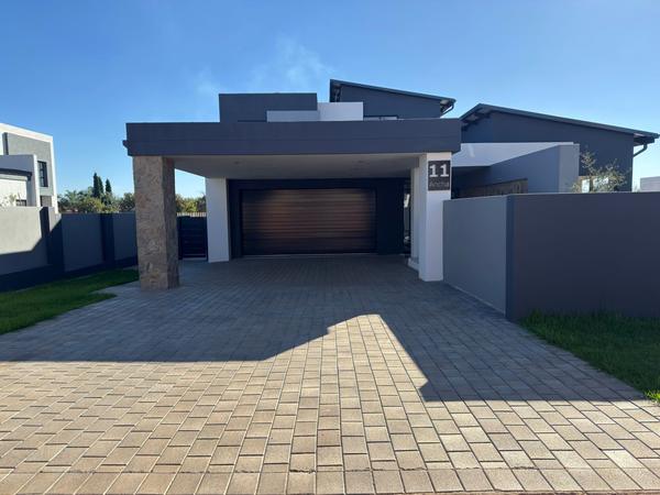 House For Sale in Midstream Heights, Centurion